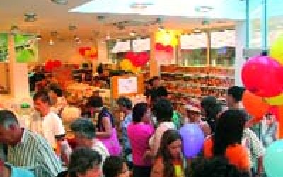 Usi cu inimi deschise