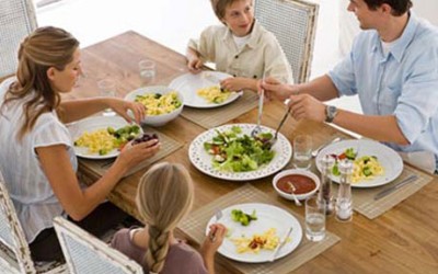 Mercury Research: 40% din bugetul familiei se duce pe alimente