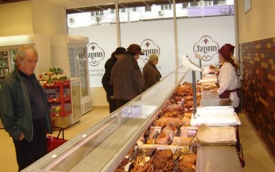 Angst a redeschis primul magazin al retelei cu o investitie de 300.000 de euro