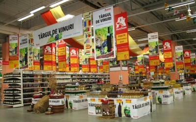 Toamna aduce promotii la vinuri in magazinele marilor retele comerciale