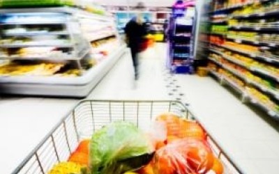 Declinul retailului local in august, printre cele mai mari din UE