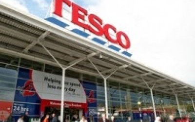 Tesco Cehia testeaza un serviciu de comert online