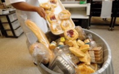 UE: Ambalajele mai eficiente si dubla etichetare pot reduce risipa de alimente