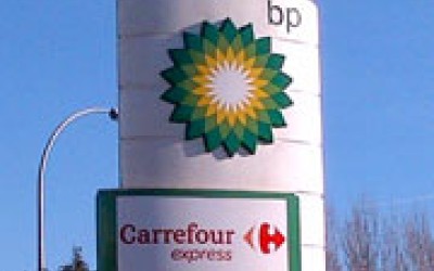 Carrefour Spania testeaza formatul Carrefour Express intr-o retea de benzinarii
