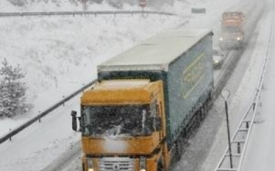 Transportatorii cer autoritatilor asigurarea circulatiei vehiculelor comerciale