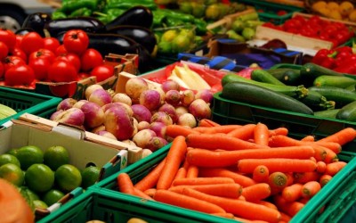 8 români din 10 pregătesc acasă conserve pentru iarnă - studiu