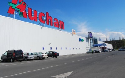 Auchan a dat 216 milioane euro pe rețeaua Real din România