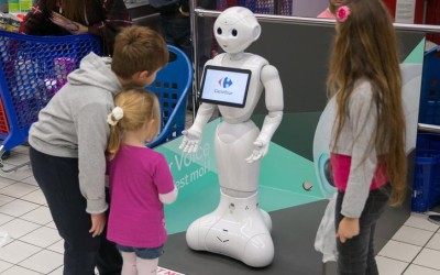 FRANCE: Carrefour introduces robots instore