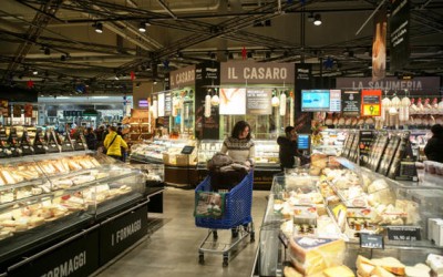 Carrefour se reinventează și în Italia. Vezi cum arată noul concept dezvoltat de francezi.