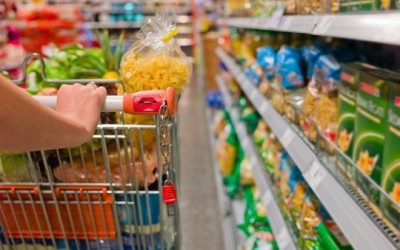 CZECH REPUBLIC: Hypermarkets strengthening position on the Czech market