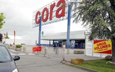 Cora sees sales rise in France