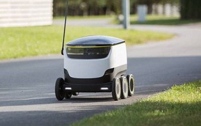 GERMANY: Metro Group testing starship robot