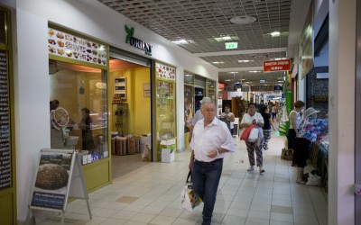 Piața Obor, între contestare și performanță