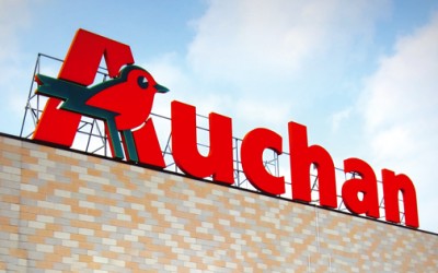 Auchan vrea 15 magazine în stațiile Petrom până la finalul anului