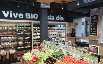 Cum arată primul Carrefour Bio din afara Franței [GALERIE FOTO]