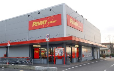 Proprietarul Penny Market testează un ambalaj făcut din iarbă
