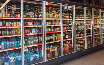 Răcoritoarele, categoria care pierde din efervescență, dar câștigă din inovații