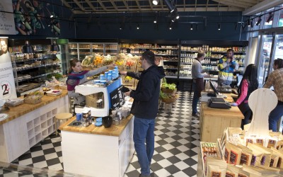  RealFoods mai pune o locație pe harta expansiunii, cu o investiție de 300.000 de lei [GALERIE FOTO]