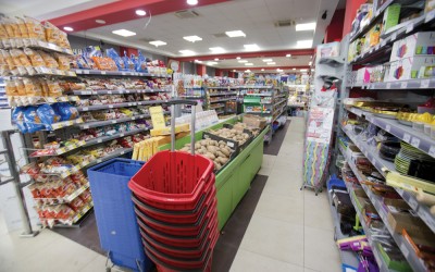 Cum reușește Coral Market să crească într-o piață împânzită de rețelele mari