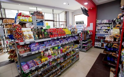 Cum reușește Coral Market să crească într-o piață împânzită de rețelele mari