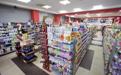 Cum reușește Coral Market să crească într-o piață împânzită de rețelele mari