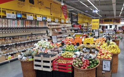 Carrefour aduce conceptul Supeco în București