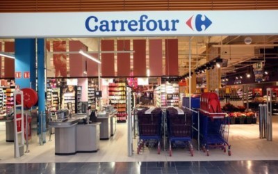 Carrefour cedează controlul businessului din China 