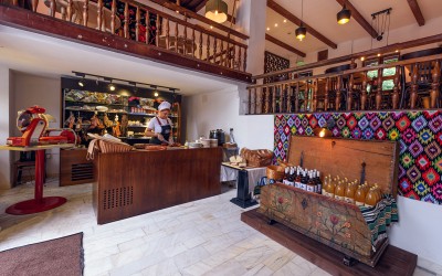 City Grill intră în retail cu Prăvălia lui Manuc [GALERIE FOTO]