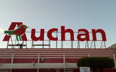 Auchan sold its 2,000 Italian stores