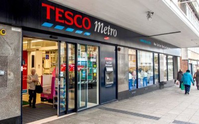 Tesco to cut 4,500 jobs in Metro restructuring