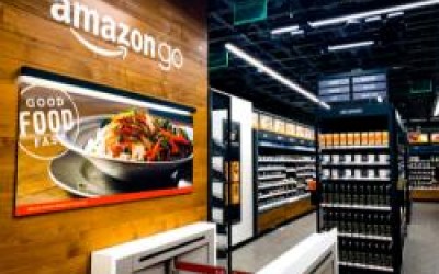 Amazon opens Seattle grocery store, expanding grab-and-go cashless shopping