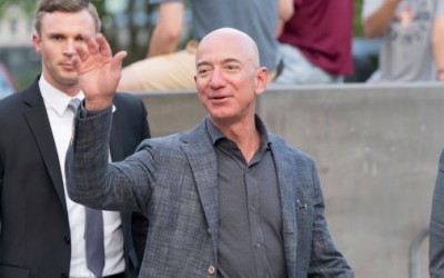 Jeff Bezos se retrage din funcția de CEO Amazon