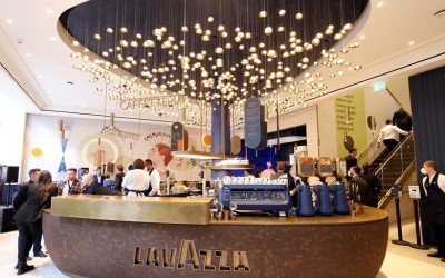 Lavazza trece granița Italiei și deschide primul magazin din Londra