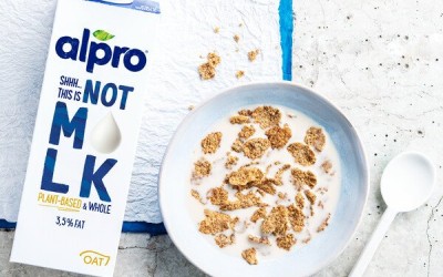 Alpro lansează prima gamă de băuturi din plante pentru iubitorii gustului de lapte
