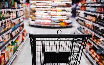 Cumpărături mai puține și produse mai ieftine, principalele efecte ale inflației