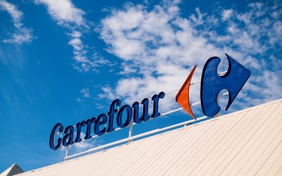 Care sunt direcțiile strategice pe care mizează Carrefour pentru transformare în următorii 4 ani