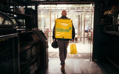 Glovo lansează programul Glovo Local, prin care sprijină IMM-urile din industria de retail