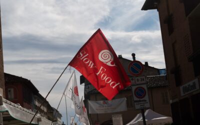 Peste 40 de producători artizanali din România, reuniți sub conceptul „Piața Artizanilor” la București